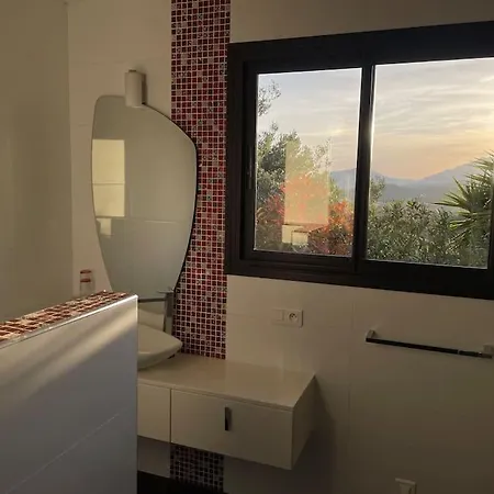 Apartment Superbe Logement Familiale, 4 Chambres Et 4 Sdb Bastelicaccia