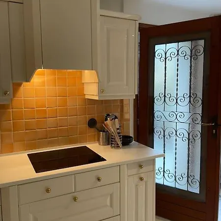 Superbe Logement Familiale, 4 Chambres Et 4 Sdb Apartment *