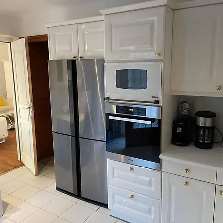Superbe Logement Familiale, 4 Chambres Et 4 Sdb Apartment *