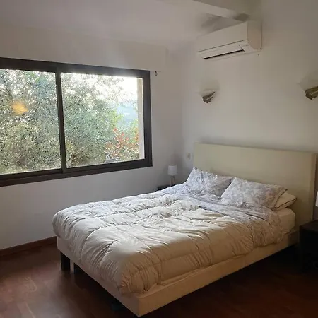 Superbe Logement Familiale, 4 Chambres Et 4 Sdb Apartment Bastelicaccia